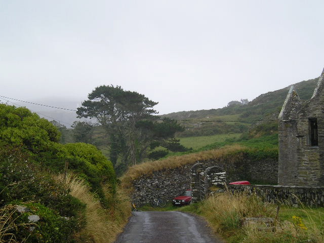sherkin_castle_road